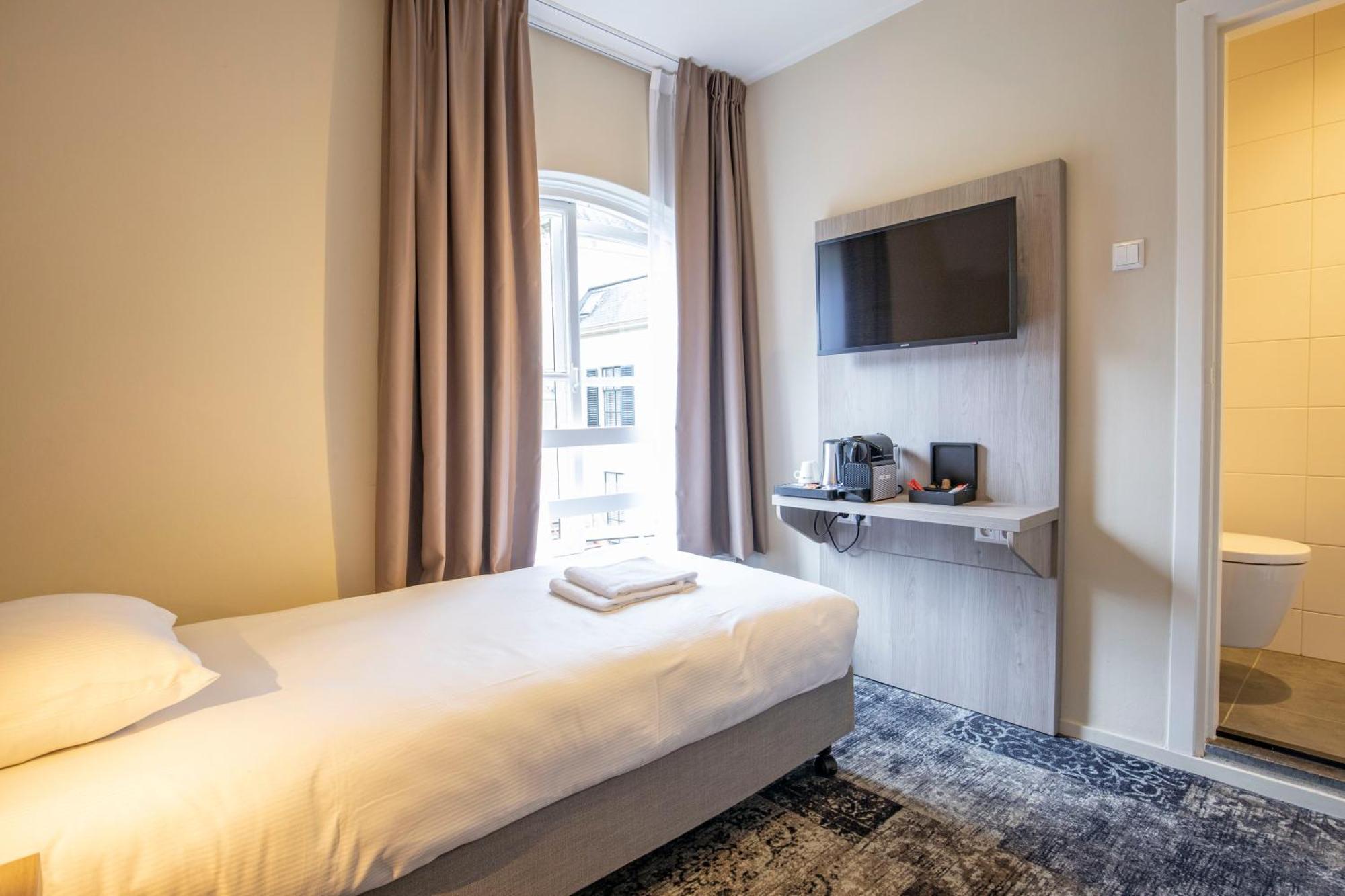Fletcher Hotel Landgoed Huis Te Eerbeek Exterior photo